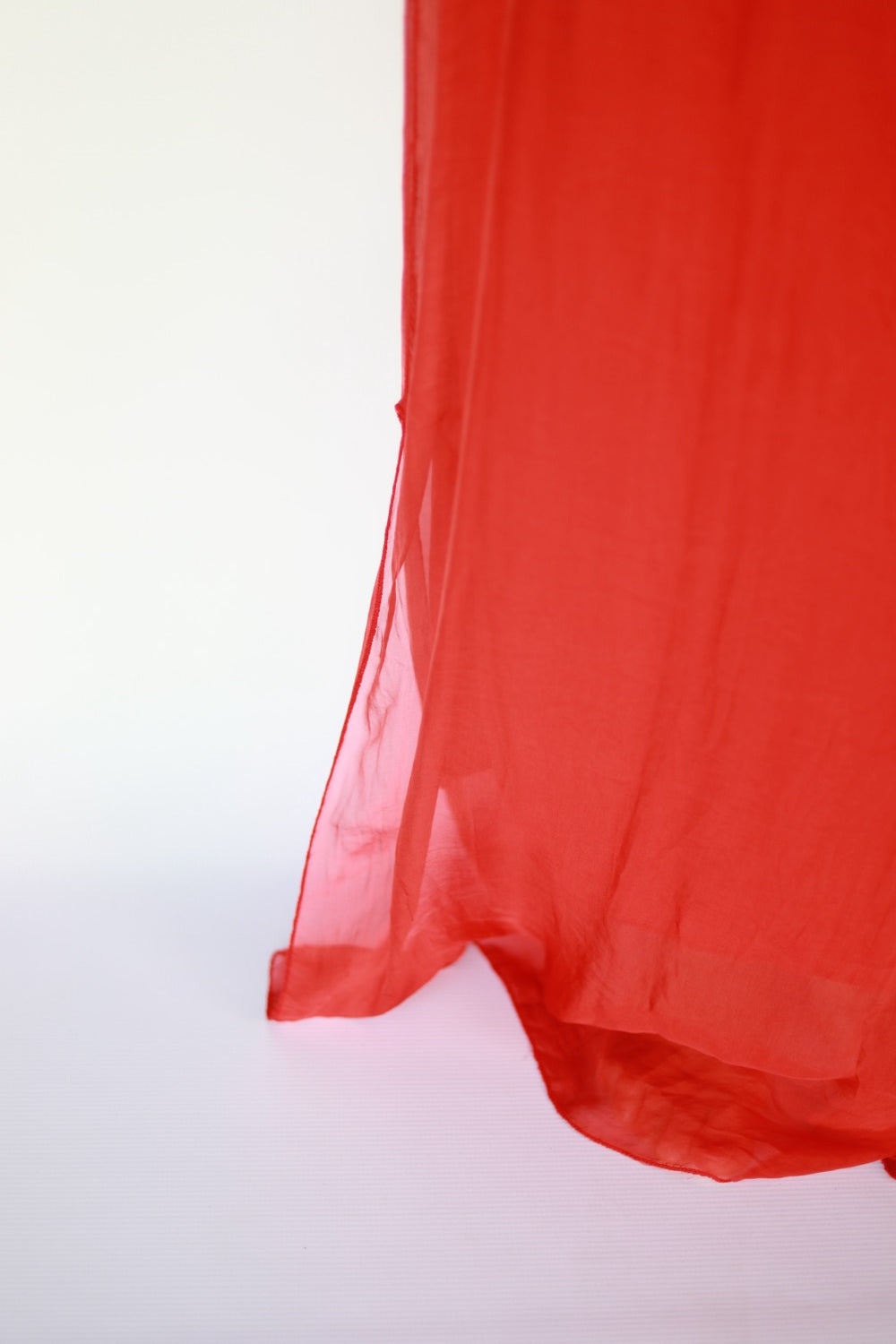 Alice red dress