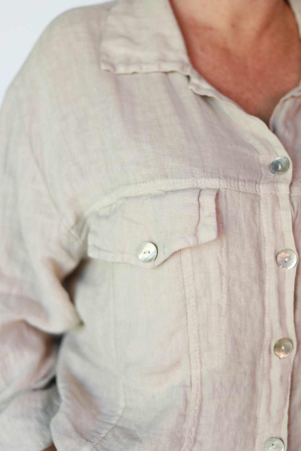 Poppy Beige linen shirt