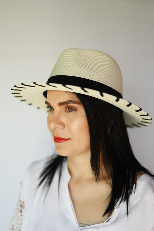 Merry cream & black detail hat