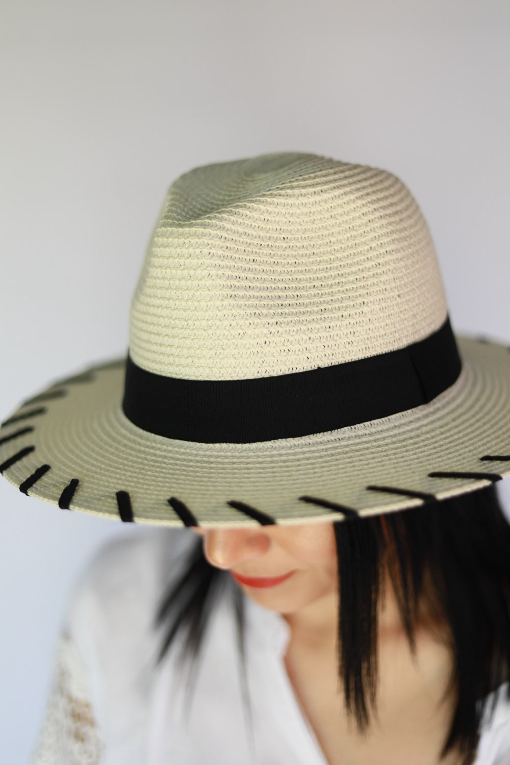 Merry cream & black detail hat