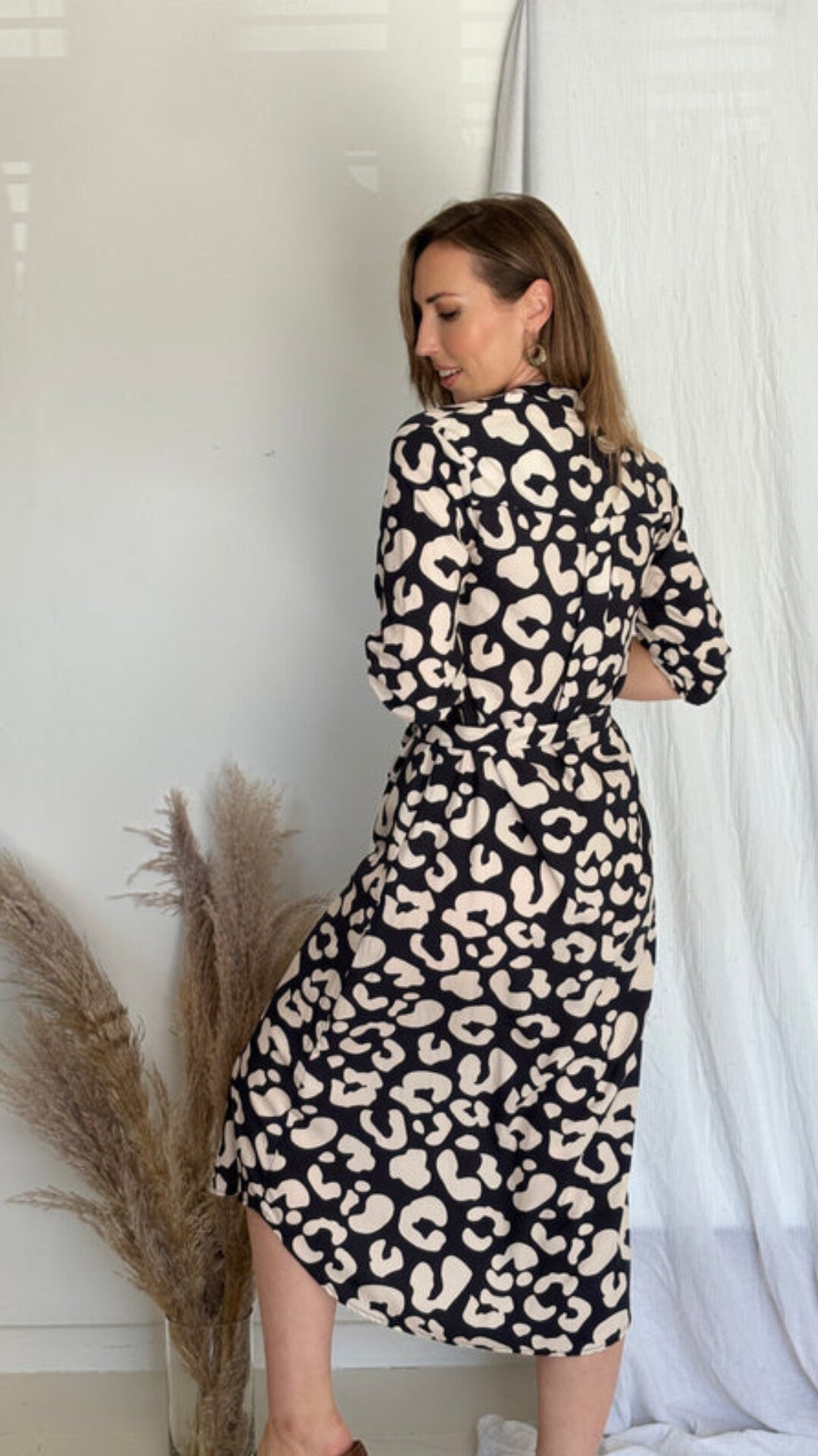 Classic shirt dress- black+ivory