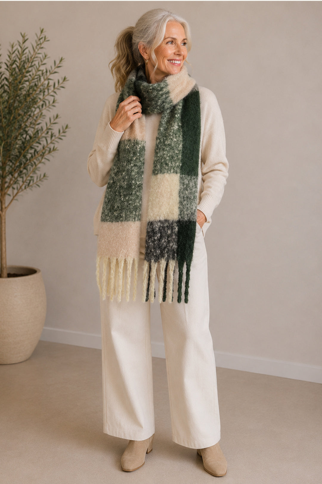 Kirsty Scarf Green + White